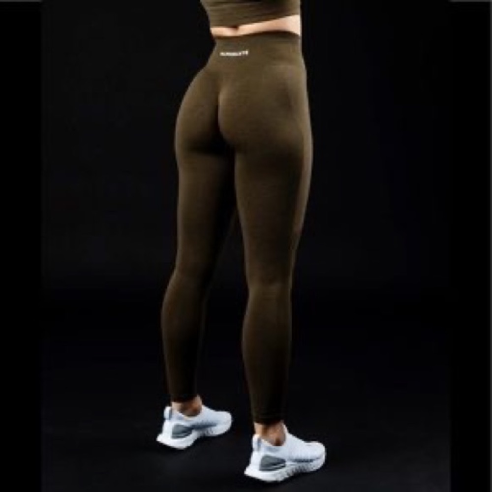 Alphalete Olive Green High-Waisted Leggings